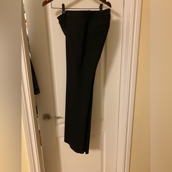 Beautiful black Gap straight leg trousers (size 2 but fits like 4) with pickets - Picture 8 of 8